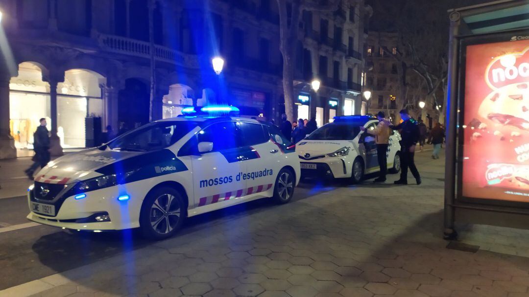 Un hombre ataca con gas pimienta a cinco participantes de la concentración en Barcelona