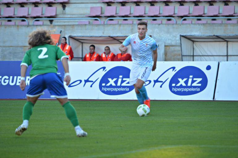 El Compostela no pudo sacar más que un punto del duelo que mantuvio en San Lázaro ante el colista Ordes