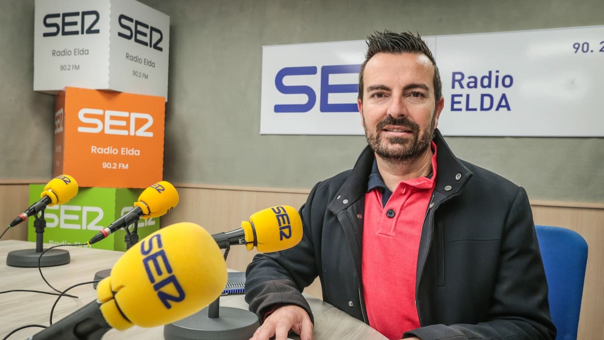 Fernando Gómez, portavoz del PSOE de Elda, sobre la gestión de Mazón en materia educativa