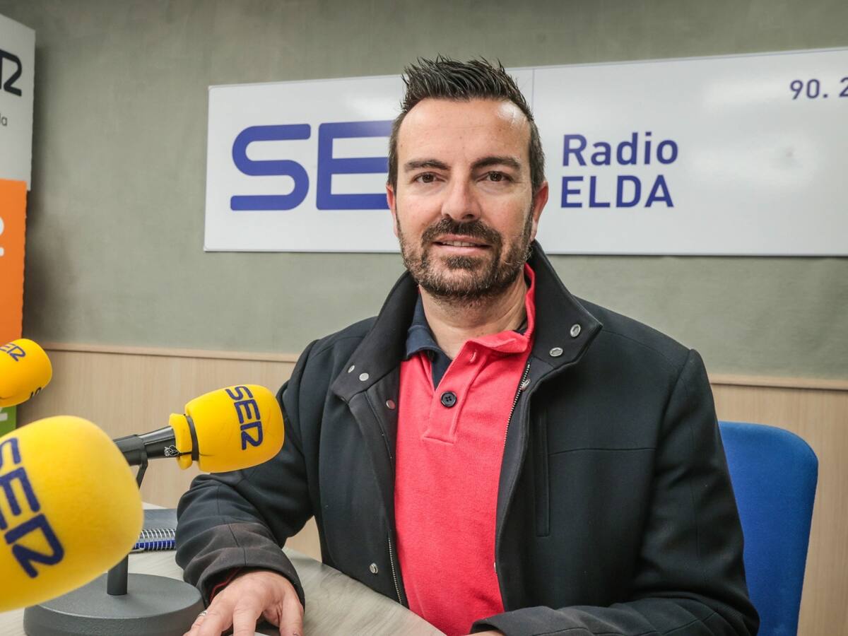 Fernando Gómez, portavoz del PSOE Elda: “Con Mazón en el Consell, nuestra defensa de la educación pública no es sencilla”