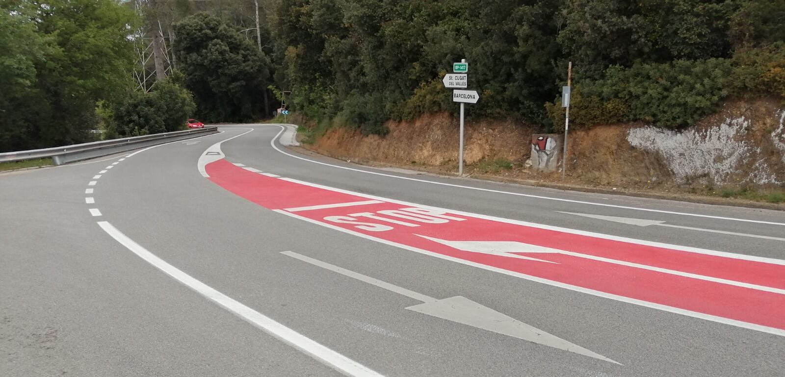 Noves senyals per augmentar la seguretat a la carretera de l'Arrabassada