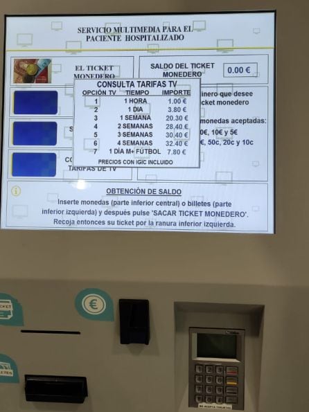 Las tarifas de consumo de televisión en la máquina para comprar los tickets