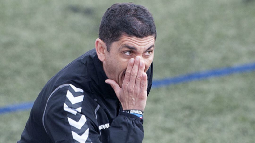 Pavón durante un partido.