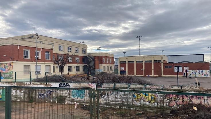 El IES Berenguer Dalmau de Catarroja y el CEIP Vicente Blasco Ibáñez d´Alginet, tres meses después de la DANA