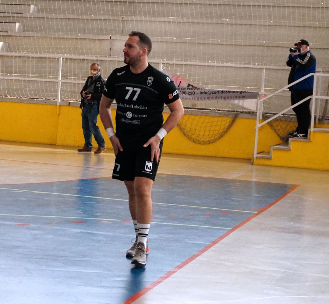 El Bm. Elda - C.E.E. quiere lograr su tercera victoria consecutiva