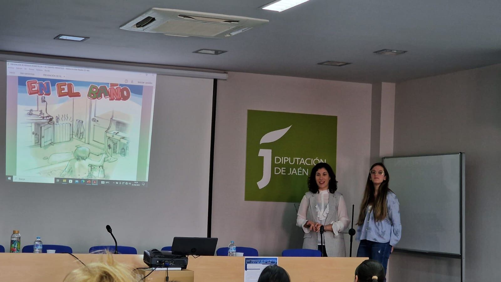 Momento de la charla sobre &#039;Accidentes Infantiles&#039; a cargo de Marian Díaz Ogallar