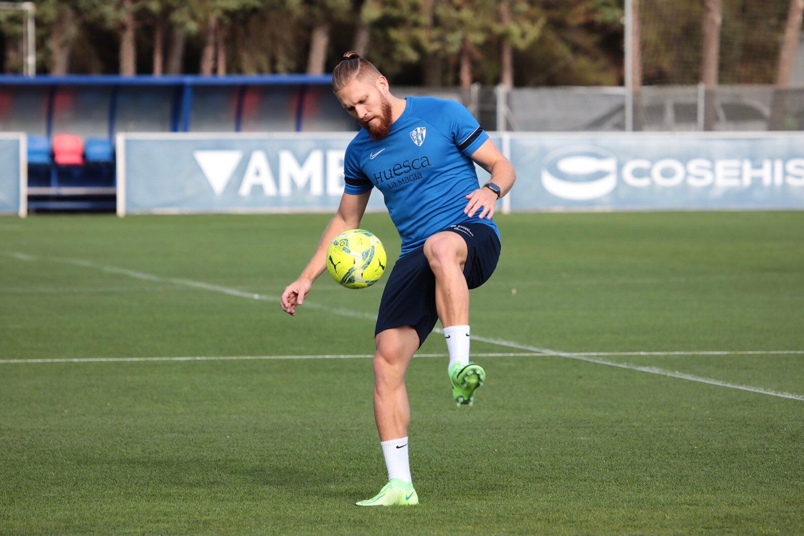 Isidro Pitta deja de ser jugador de la SD Huesca y se queda en el fútbol brasileño