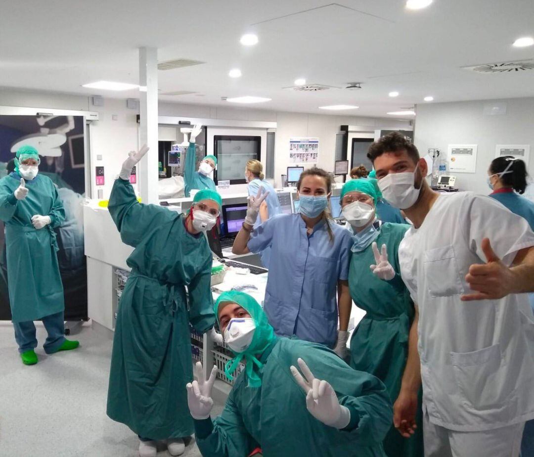 Sanitarios en la Clínica Universidad de Navarra.