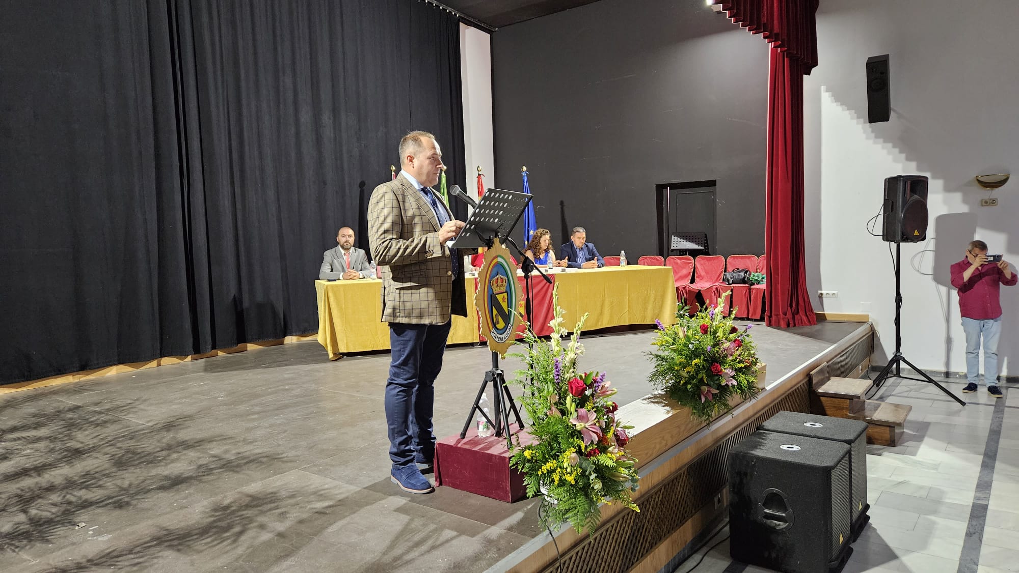 Momento de la presentación del primer teniente de alcalde, Juan Ruiz