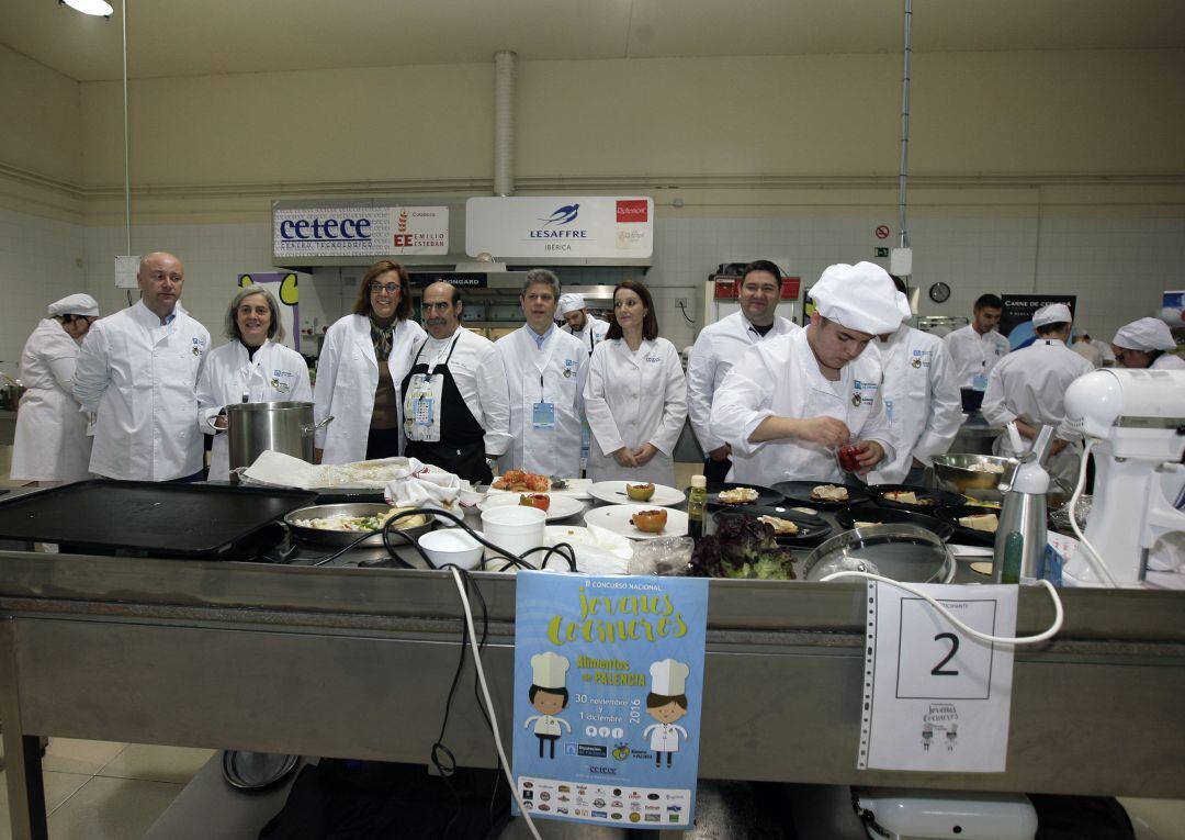 Jóvenes cocineros en Palencia