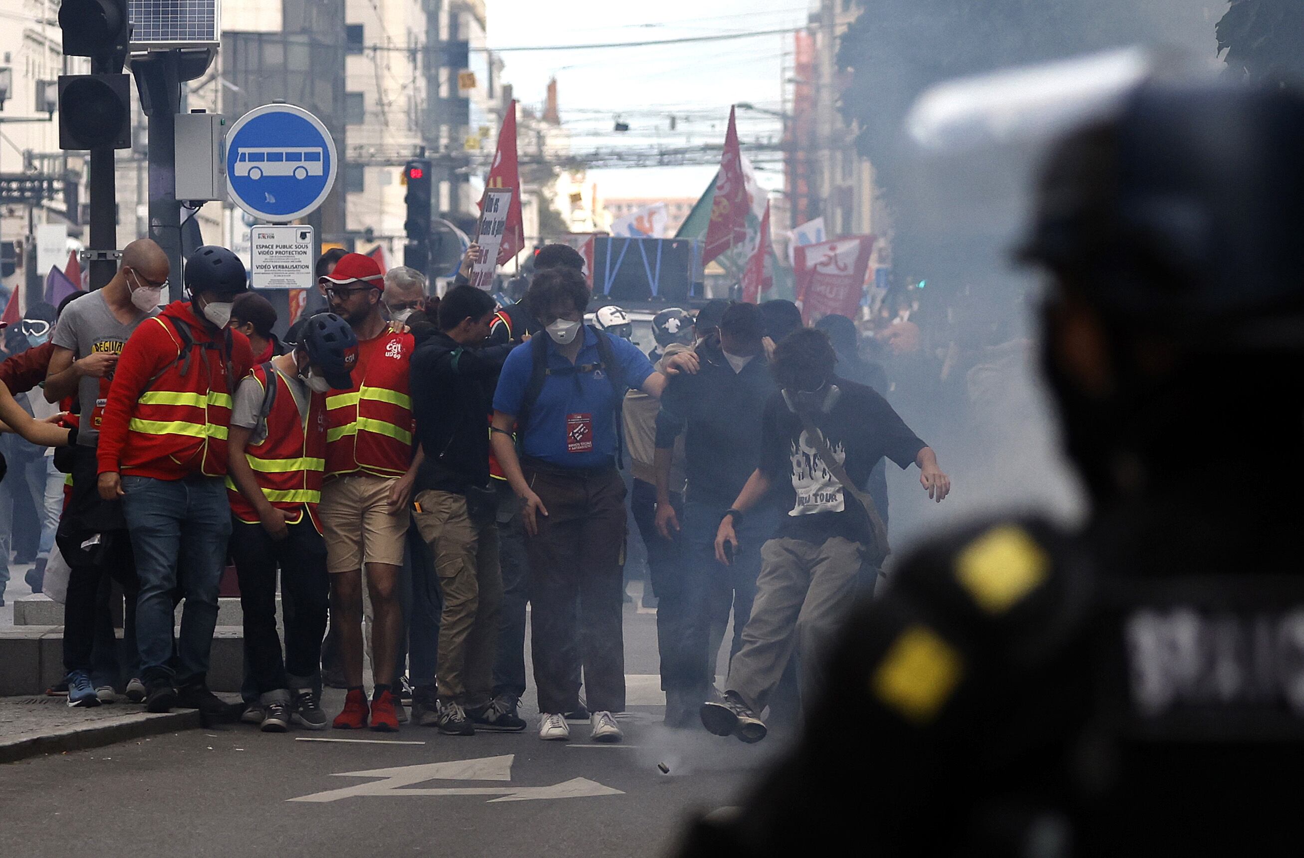 Protestas contra la violencia policial en Francia. EFE/EPA/GUILLAUME HORCAJUELO