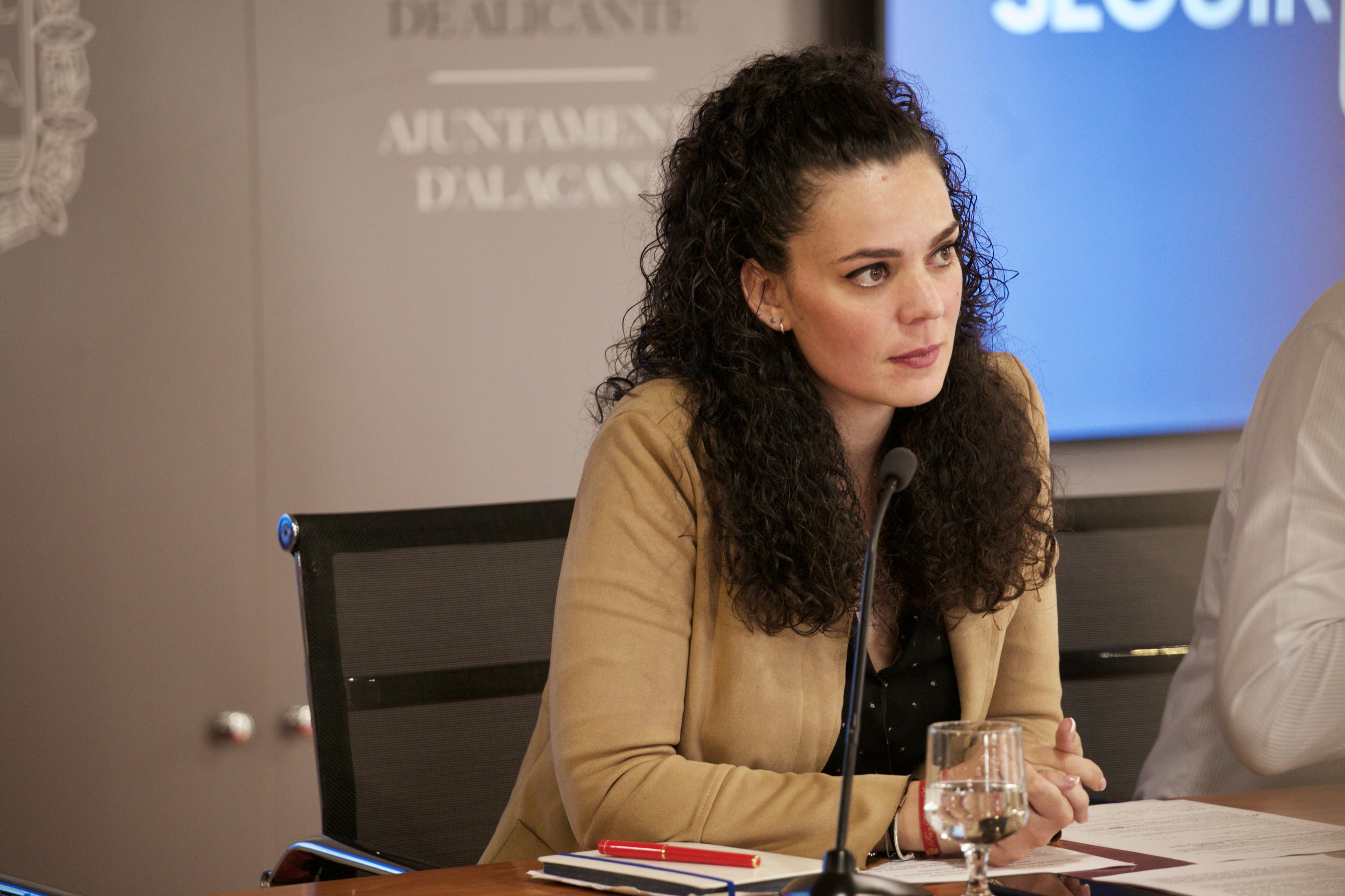Cristina Cutanda, portavoz del equipo de gobierno de Alicante. Foto: Ayuntamiento de Alicante
