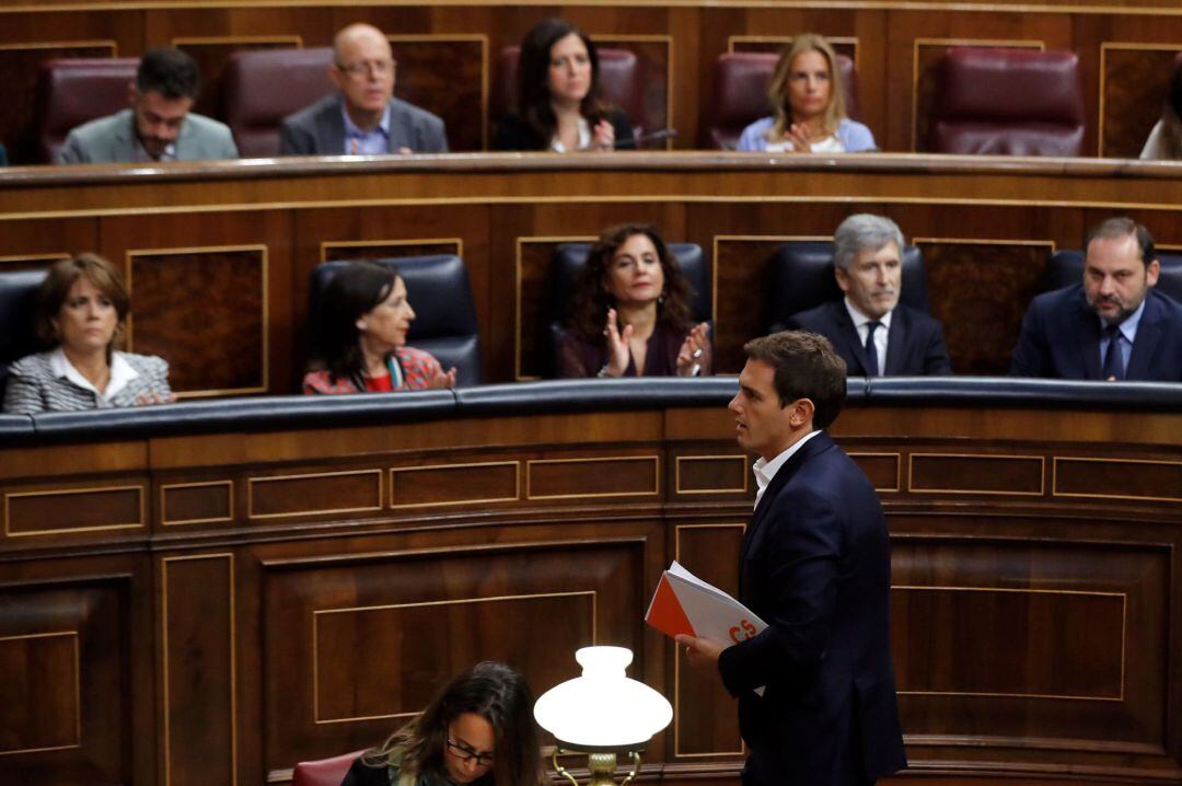 El líder de Ciudadanos, Albert Rivera, tras su intervención en la sesión de control al Gobierno hoy en el Congreso.