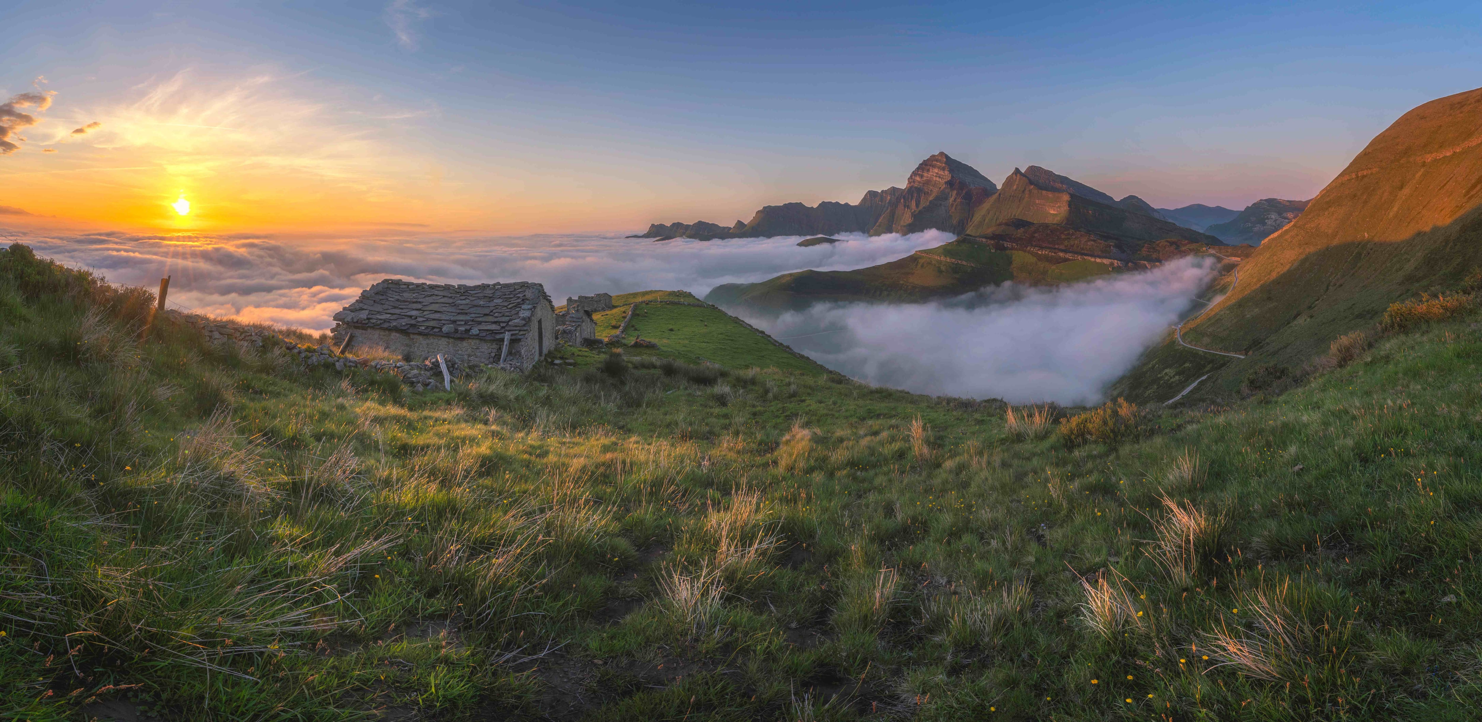 Paisaje exterior en el límite con Cantabria