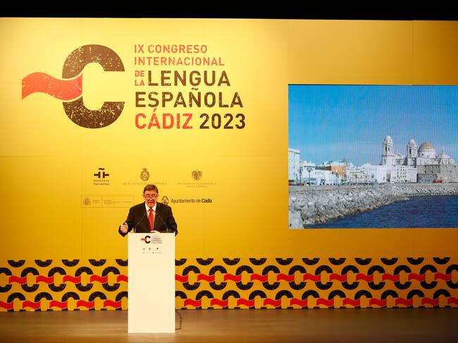 GRAFAND9382. CÁDIZ, 27/03/2023.- El director del Instituto Cervantes, Luis García Montero durante la inauguración de la IX edición del Congreso Internacional de la Lengua Española (CILE) .EFE/ Jorge Zapata