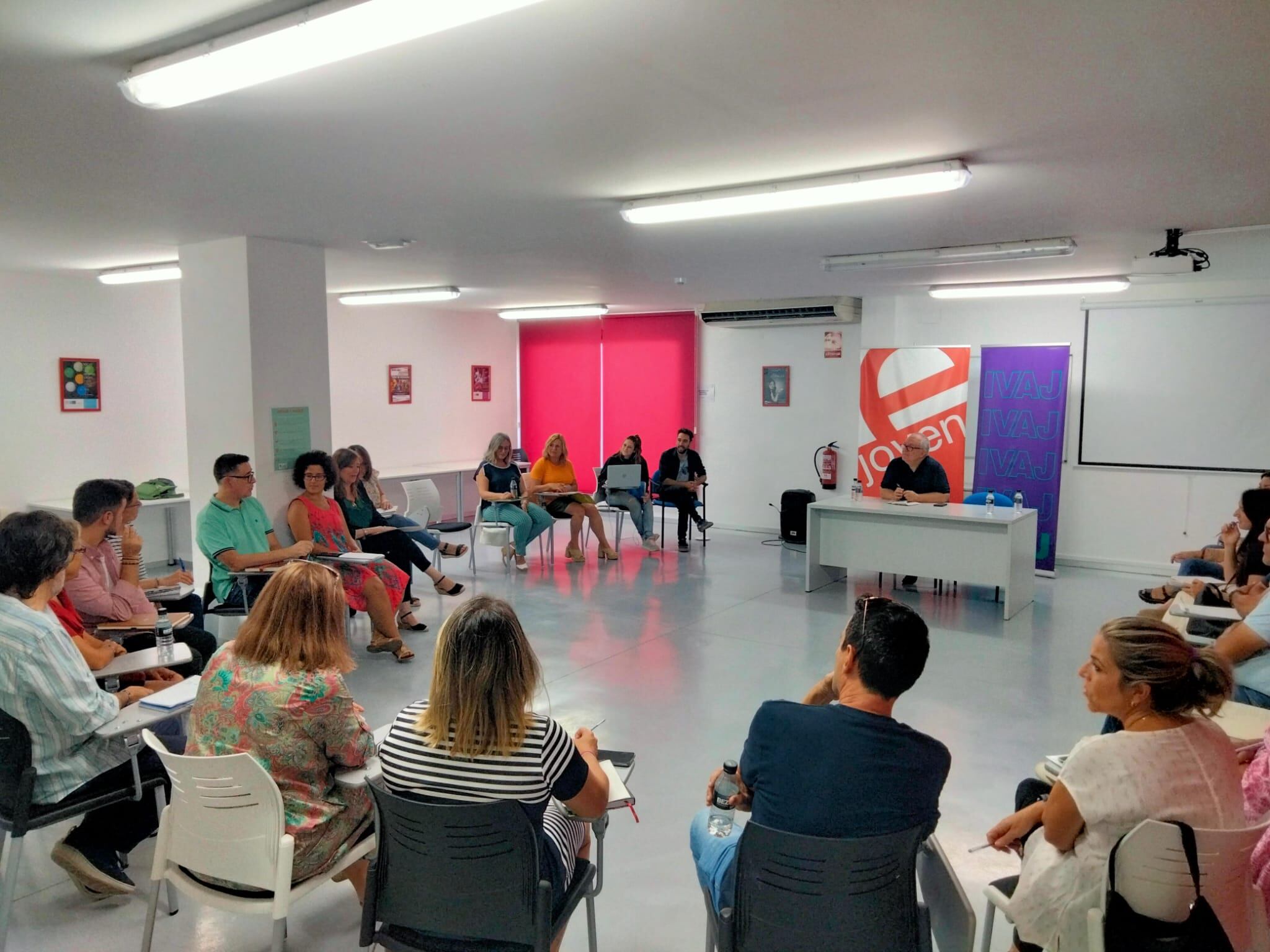 Reunión de técnicos y ediles de Juventud del Vinalopó