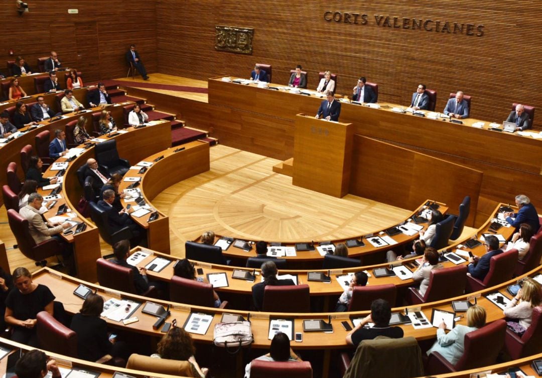 El pleno de les Corts se ha reunido este jueves en un ambiente preelectoral