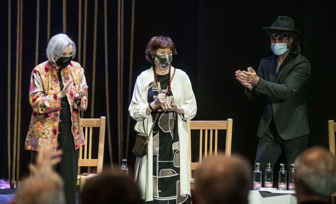 Nuria Espert, Julieta Serrano y Francisco Bezerra