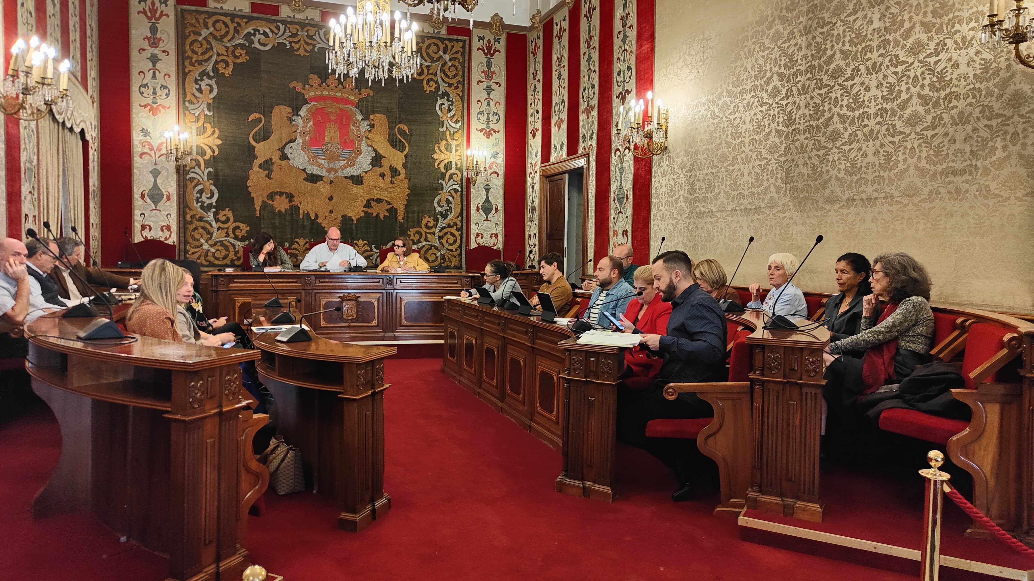 Celebración de la comisión sobre Tabarca este lunes en el Ayuntamiento de Alicante