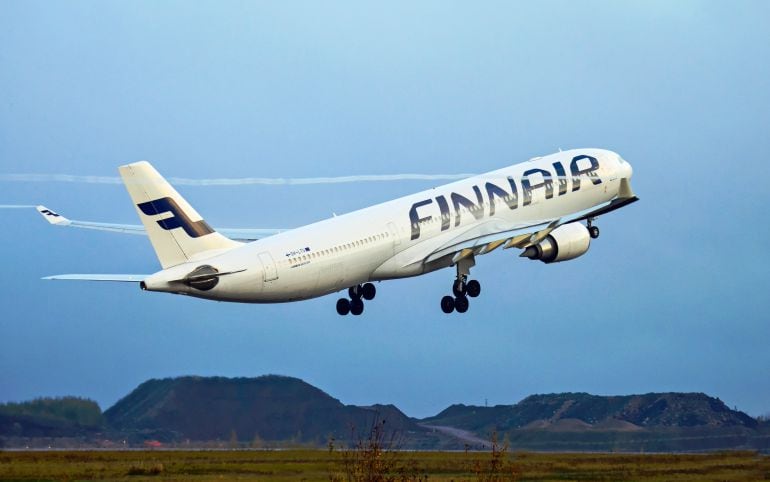 La aerolínea Finnair empieza a pesar a sus pasajeros