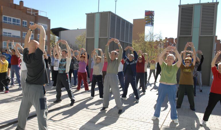 Curso deportivo para personas mayores