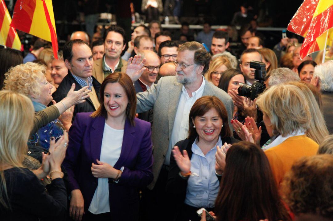 Mariano Rajoy, Isabel Bonig y Mª José Catalá, en el mítin en Valencia