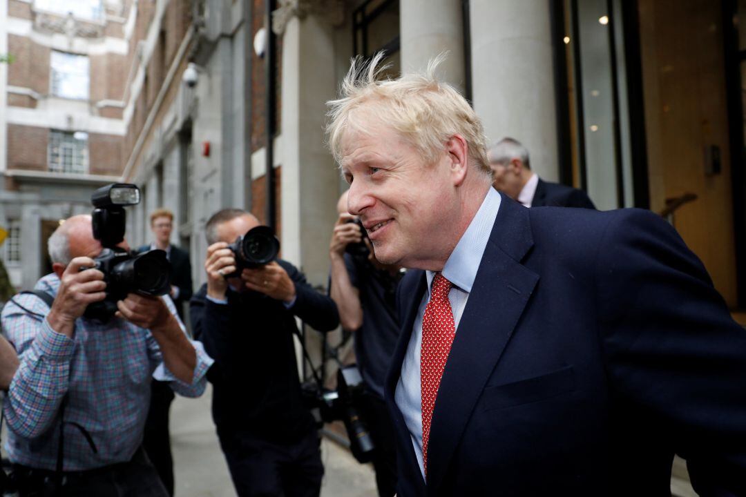 Boris Johnson a la salida de un evento dl partido conservador