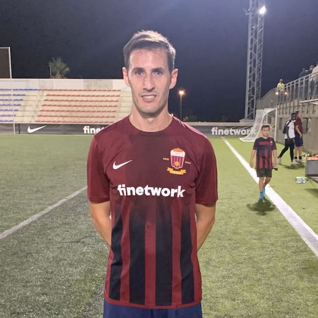 Antonio Navarro ya ha debutado con el Eldense
