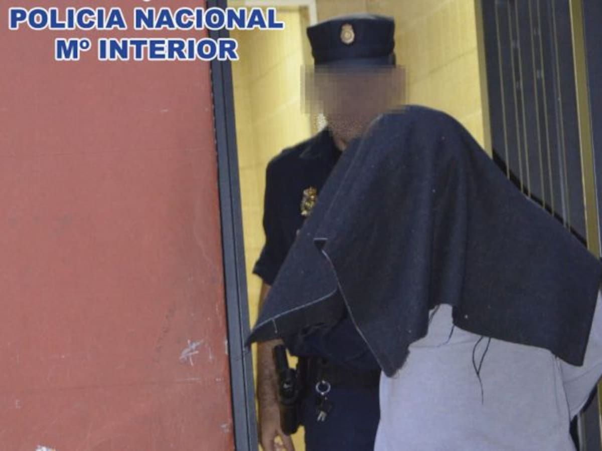 Detenido en Badalona por enaltecer a DAESH en las redes sociales