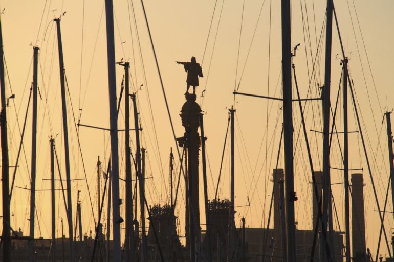 Estatua de Cristóbal Colón en Barcelona