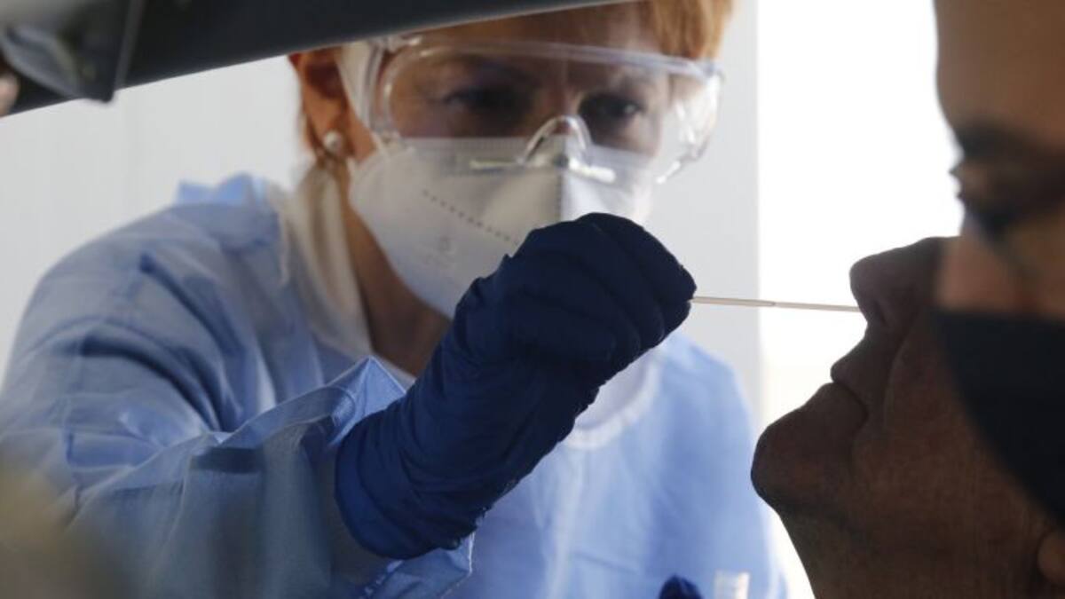 Los nuevos curados triplican a los positivos este domingo en Jaén