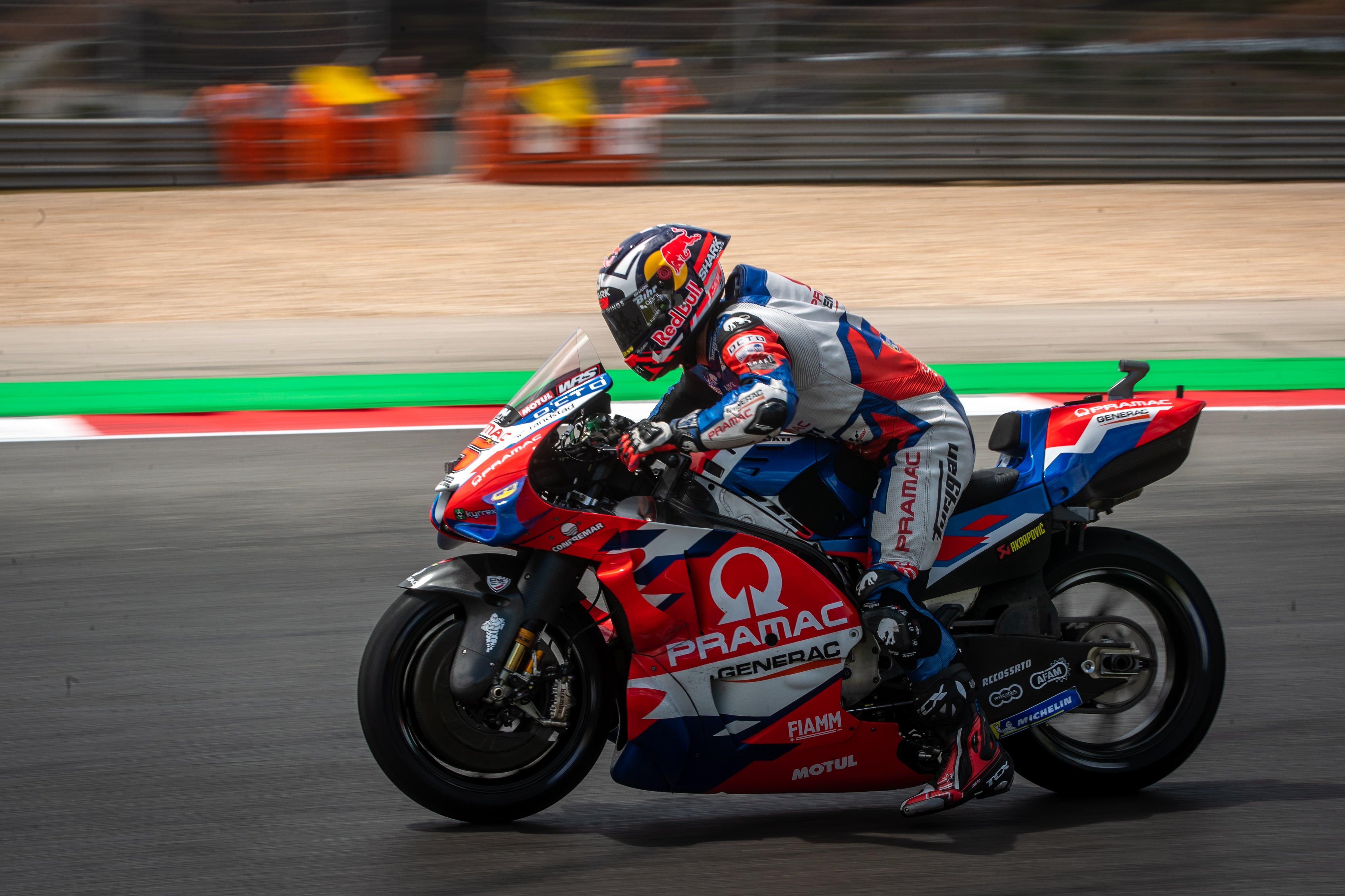 Portimao (Portugal), 23/04/2022.- Zarco durante la sesión del sábado en Portimao (Motociclismo, Ciclismo) EFE/EPA/JOSE SENA GOULAO