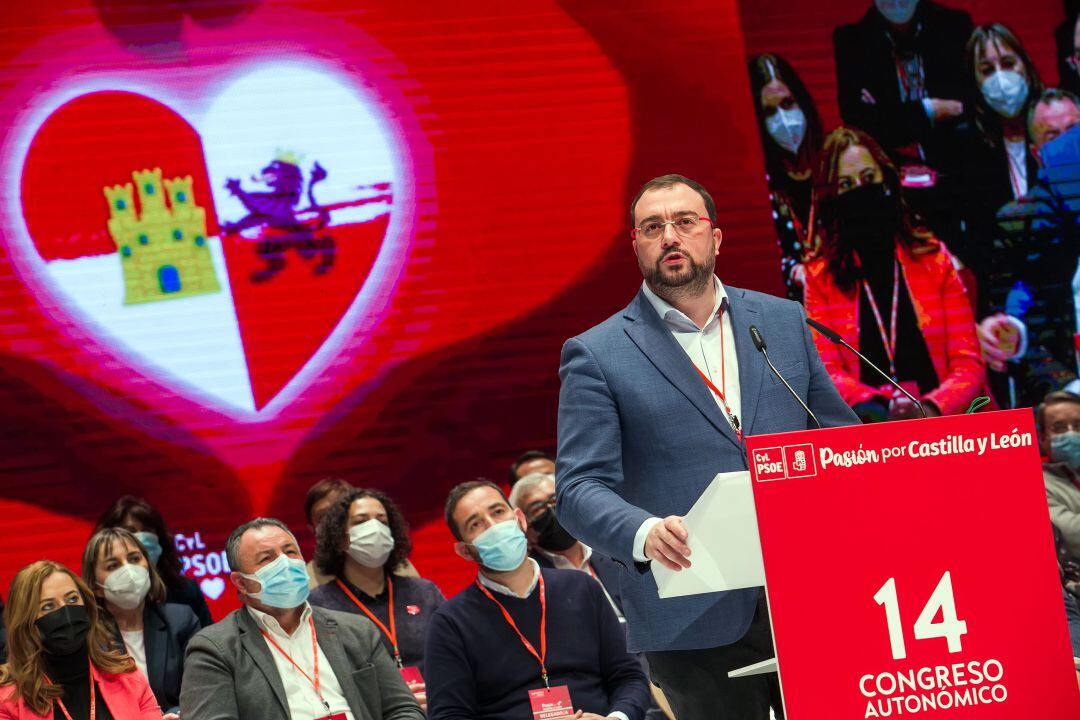 Adrián Barbón durante su participación en el congreso de los socialistas de Castilla y León. 