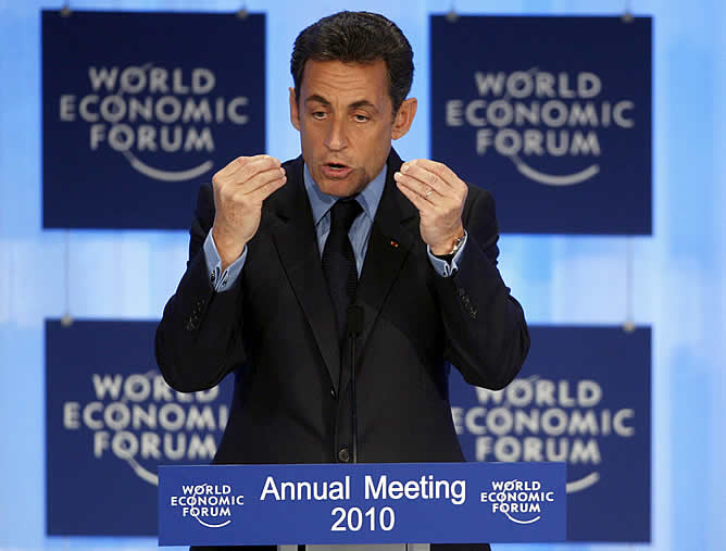 Los empresarios advierten en Davos de que una regulación excesivamente estricta, como propugna el presidente de EEUU, Barack Obama, puede frenar la recuperación