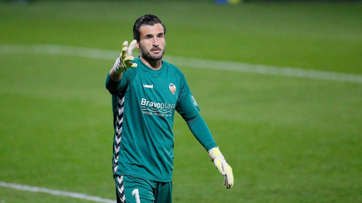 El C.D.Castellón dará salida al portero Álvaro Campos
