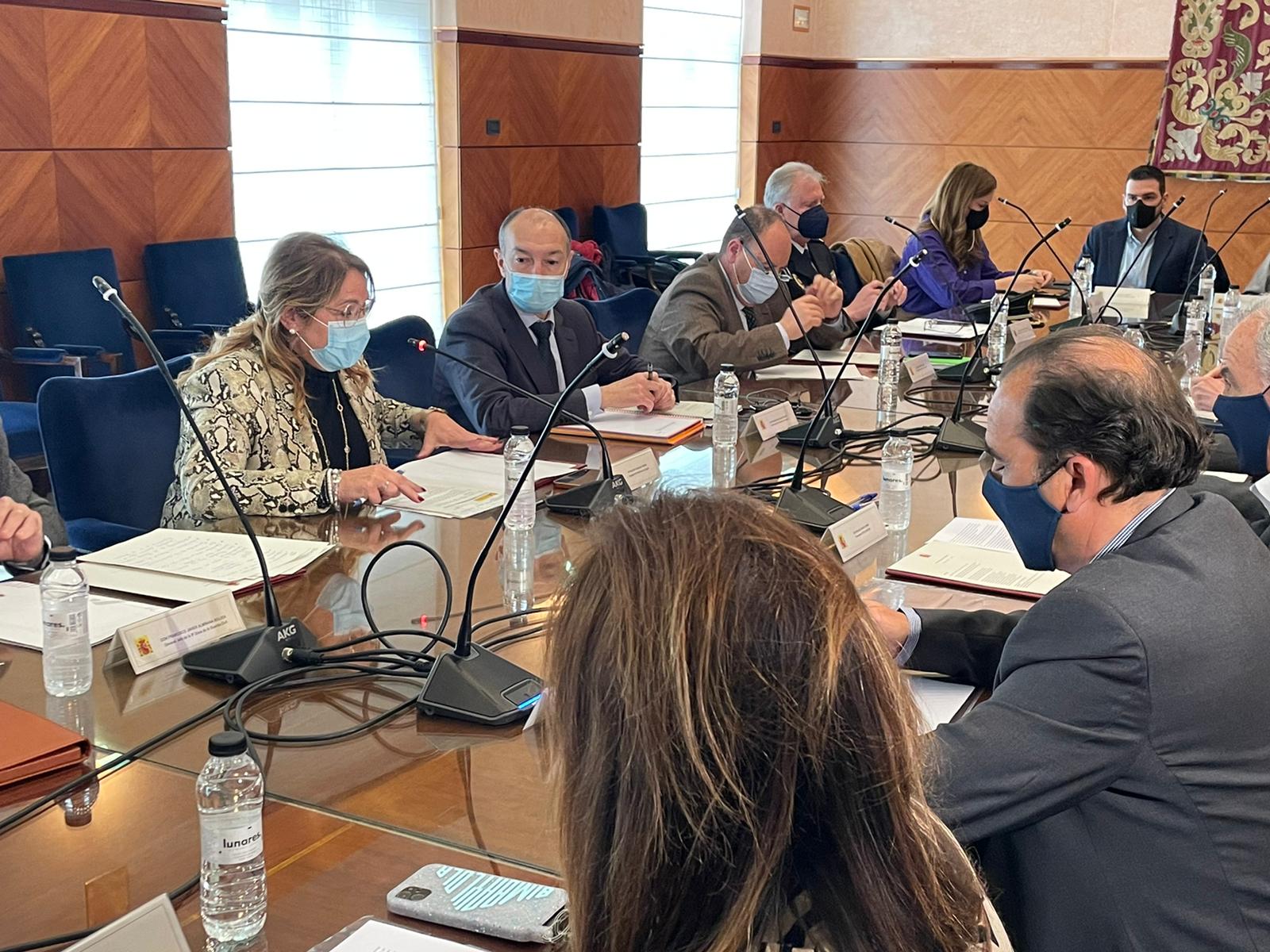 Reunión en la Delegación del Gobierno por la huelga del transporte