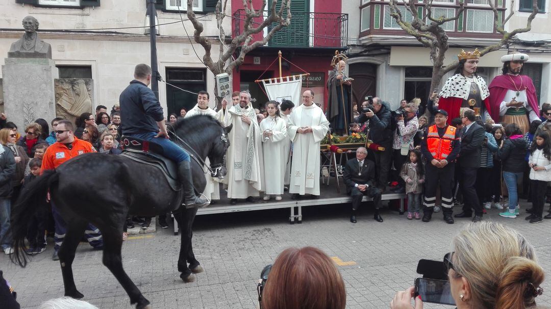 Las bendiciones de animales fueron uno de los actos más destacados de la matinal de Sant Antoni.