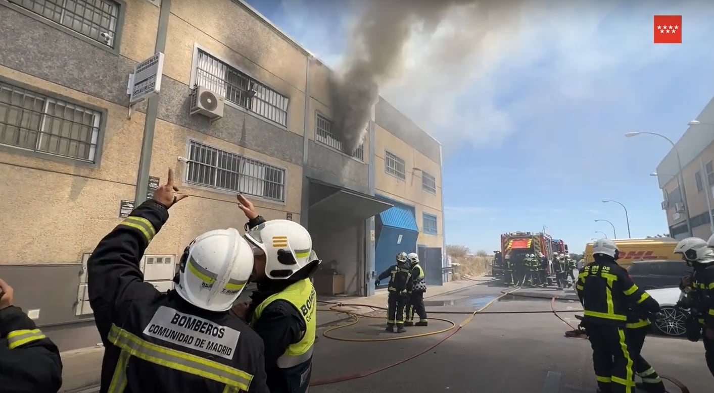 Las llamas han afectado a la primera planta de la nave