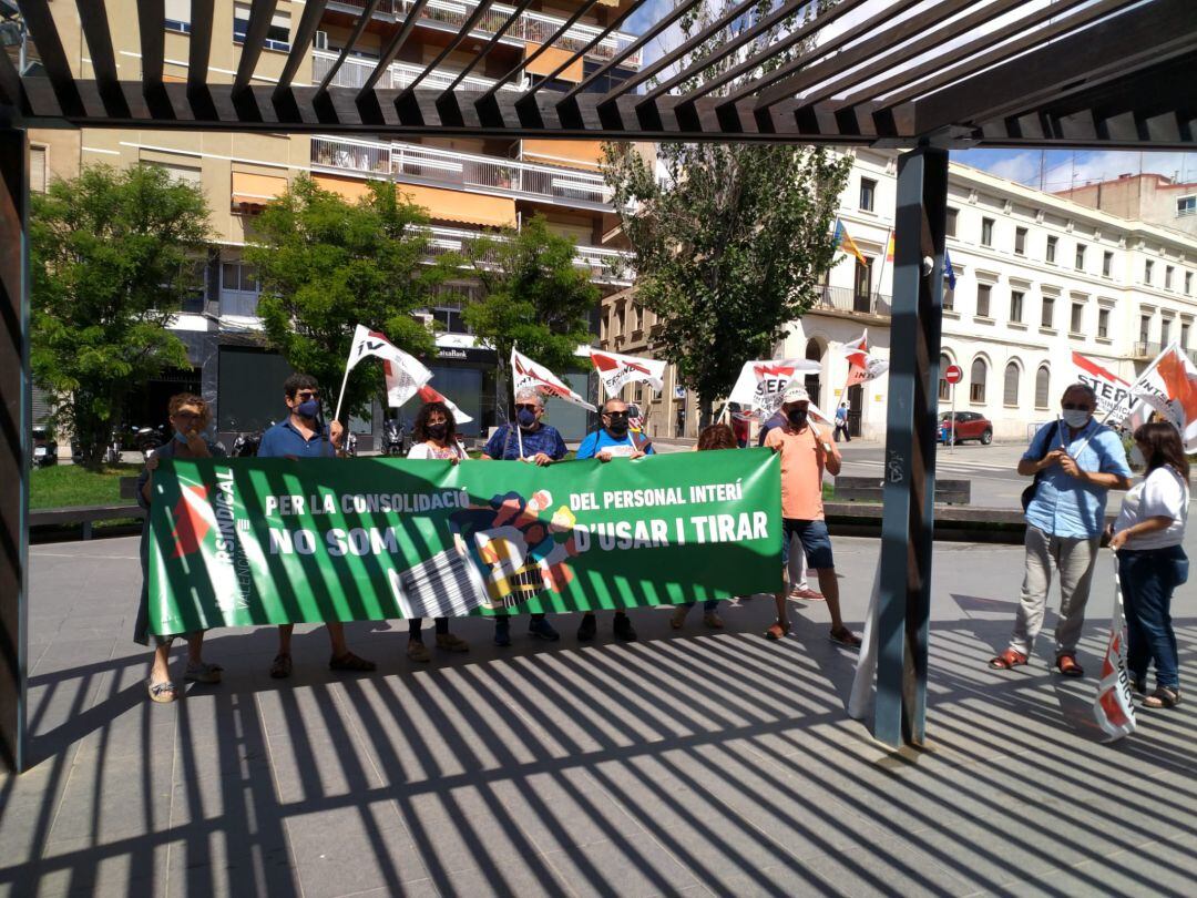 Imagen de la protesta en la plaza de la Montañeta de Alicante