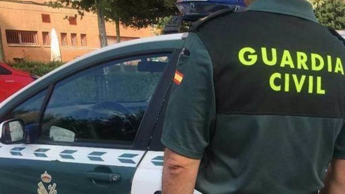 La Guardia Civil realiza un operativo en Mijas dentro de una investigación por narcotráfico y blanqueo