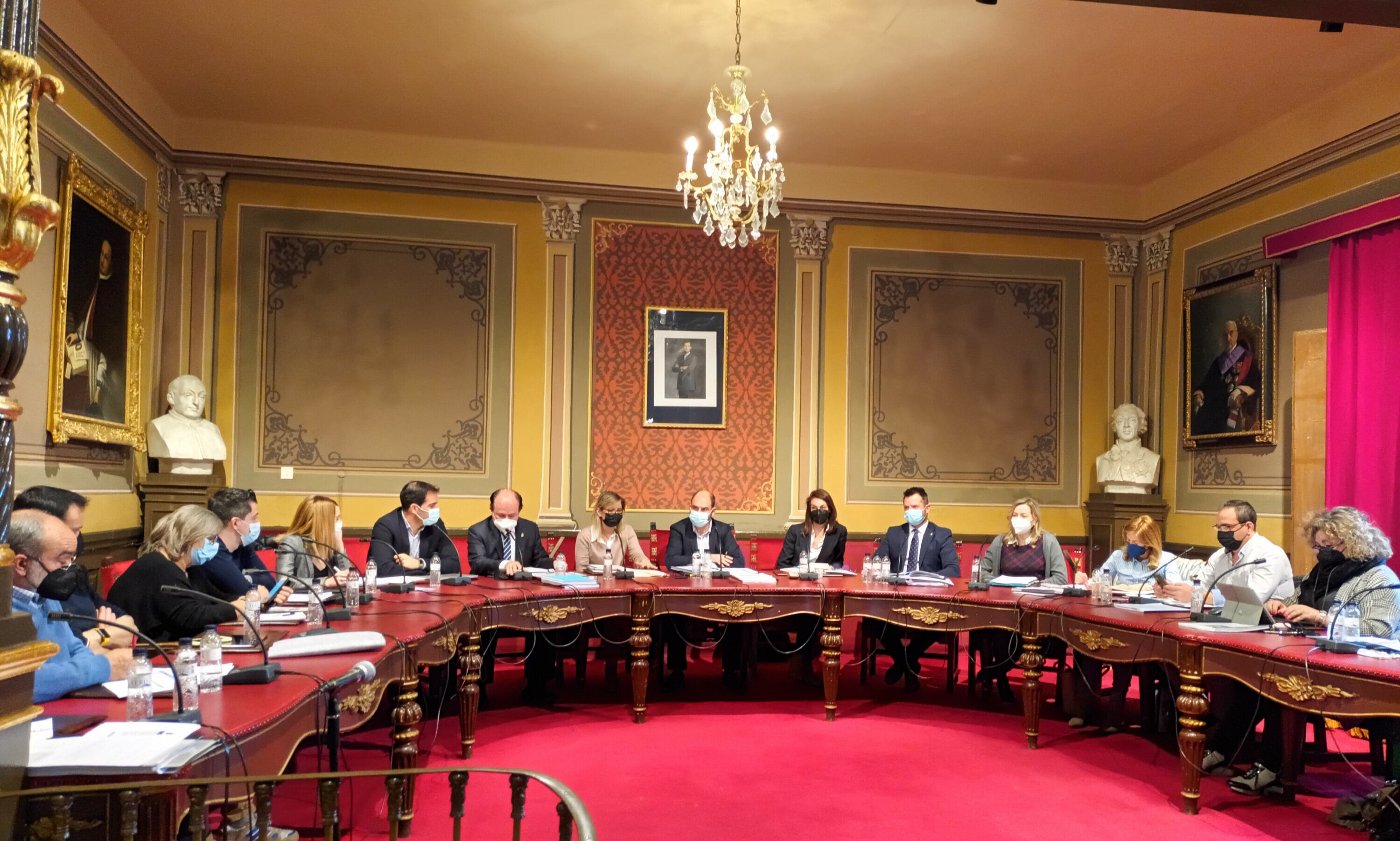 El Ayuntamiento de Barbastro celebra pleno este viernes.