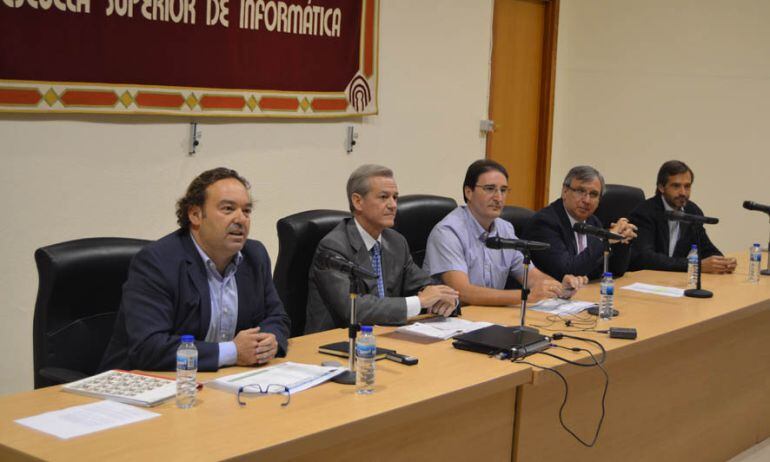 Jesús Caballero durante una conferencia