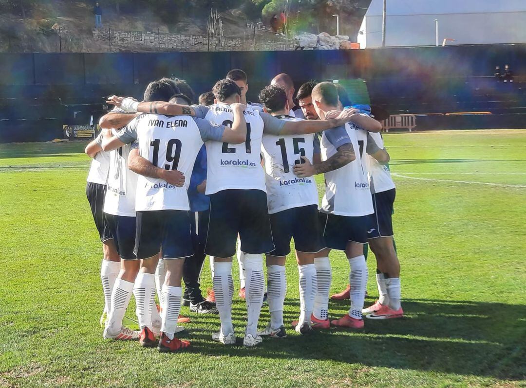 El Tudelano hace piña para conseguir la primera victoria de la temporada