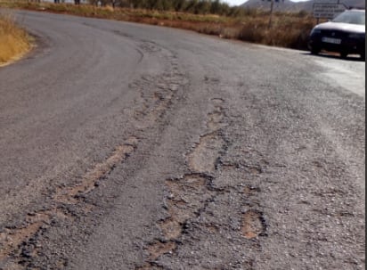 Carretera que une La Aljorra con Cuesta Blanca