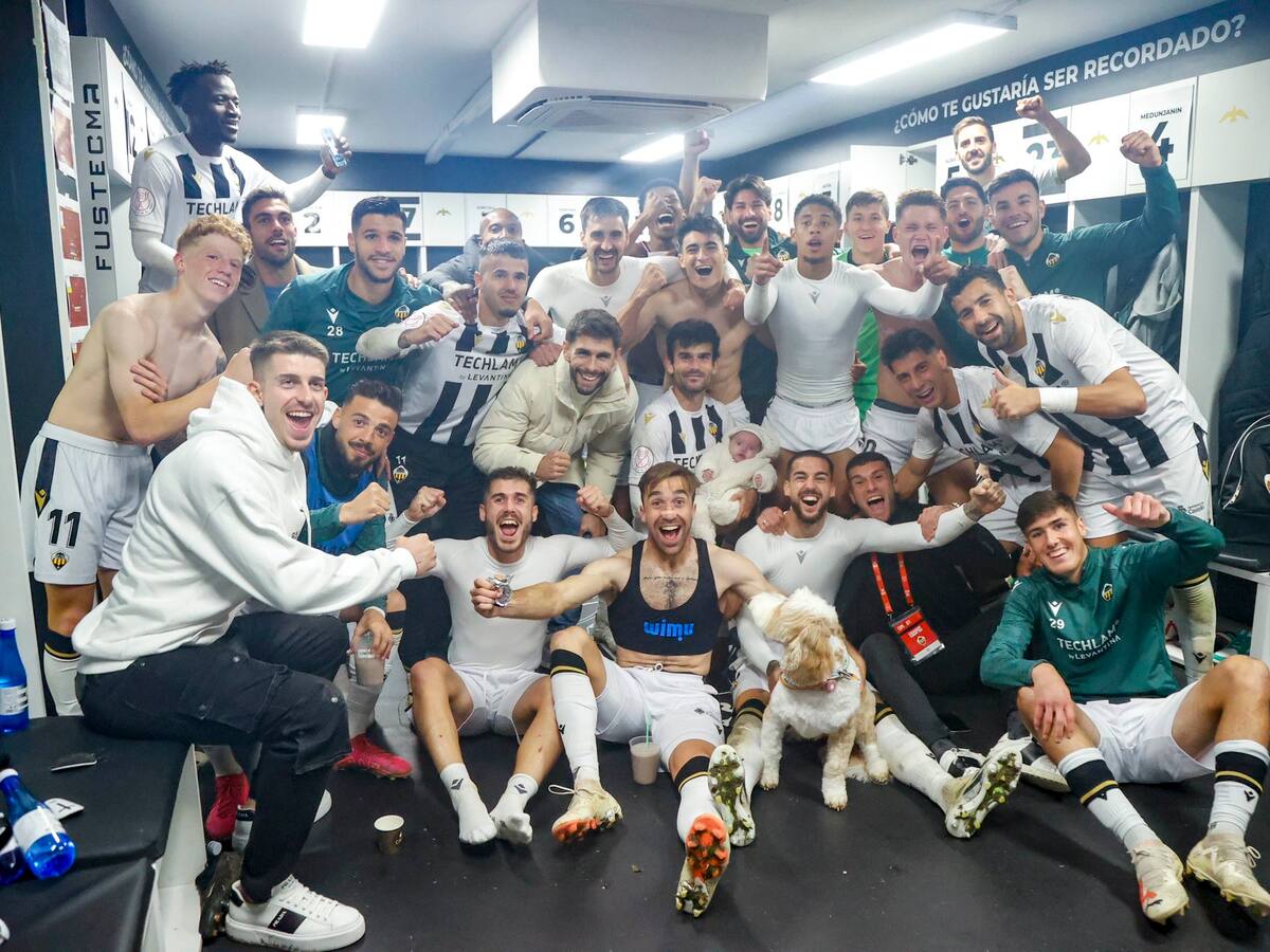 La valentía del Castellón, la esperanza del Atzeneta o la impotencia del Arosa: las tres historias de la jornada de Copa del Rey