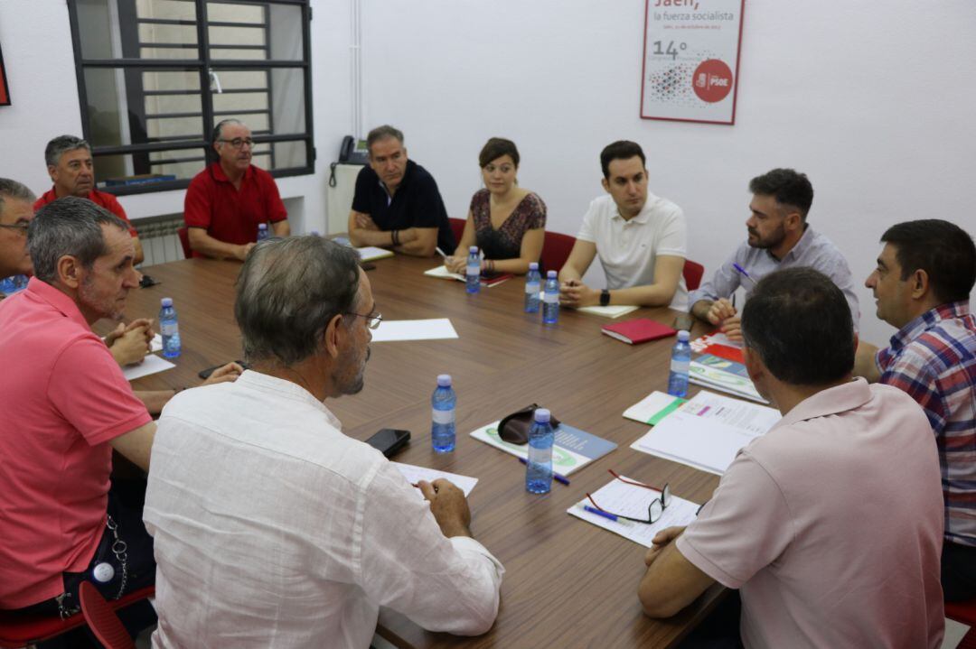 Reunión de representantes socialistas con miembros del Comité de Empresa de ADIF-Jaén.