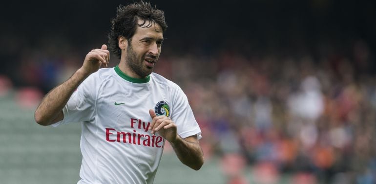 Raúl González, con la camiseta del NY Cosmos.