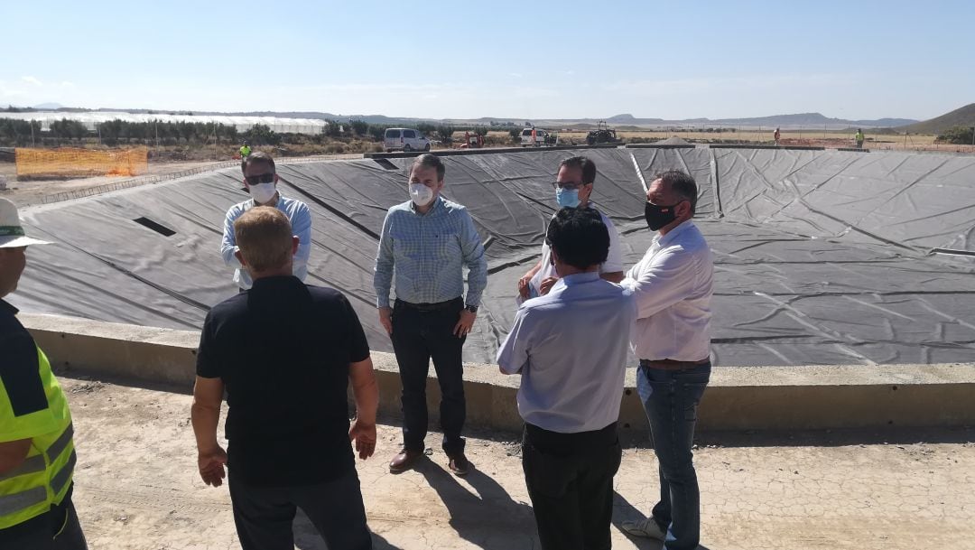 Los regantes de las pedanías altas recibirán más agua depurada para regadío