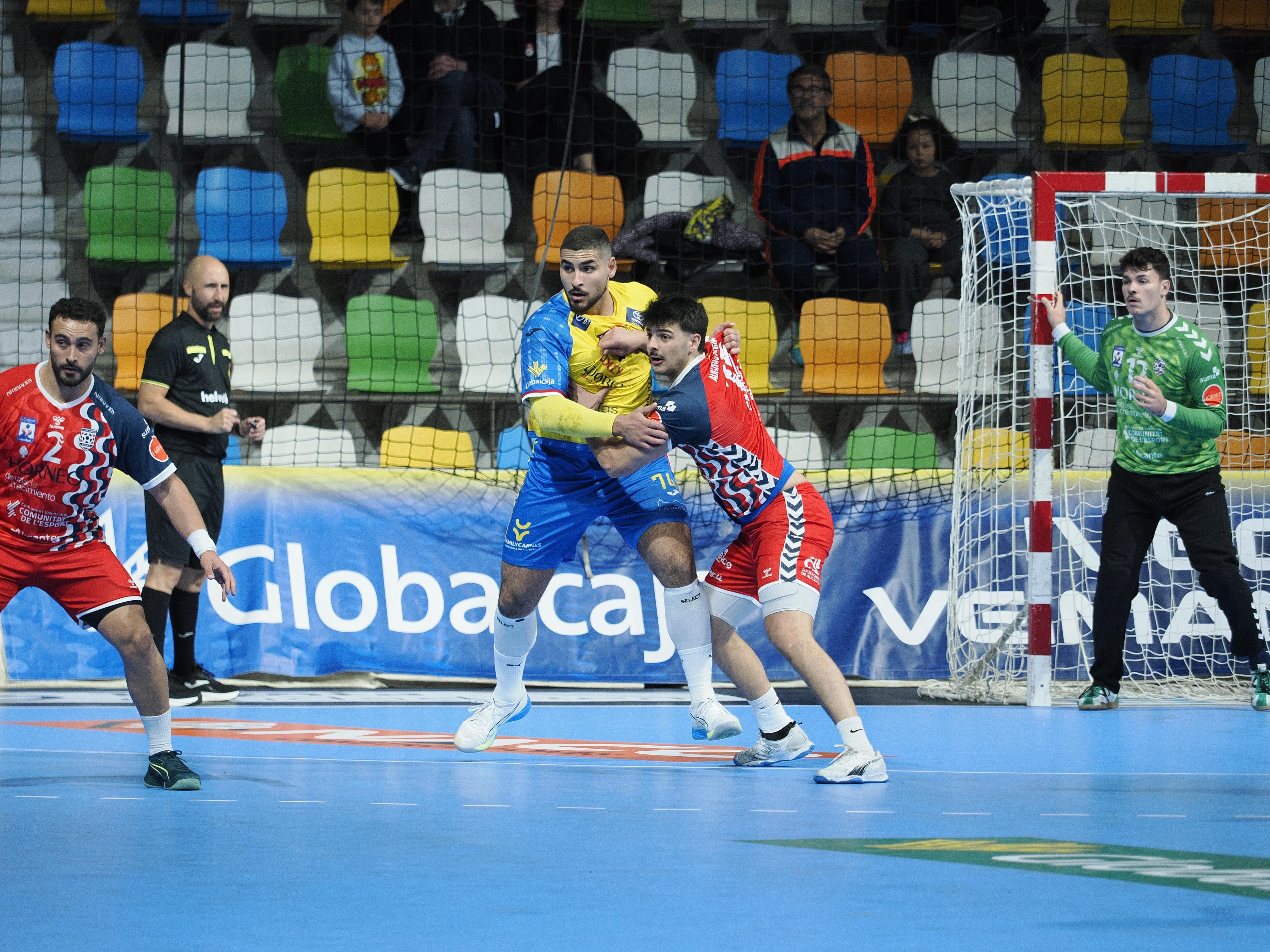 Imagen del partido entre Caserio Ciudad Real y Horneo EÓN Alicante