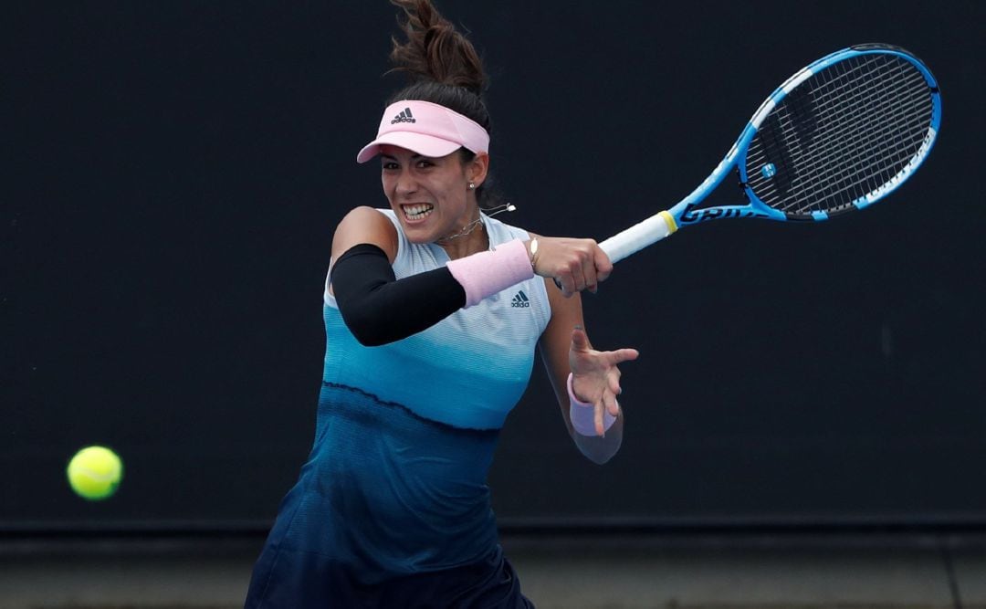 Garbié Muguruza, en su primer partido en el Open de Australia frente a la china Saisai Zheng.